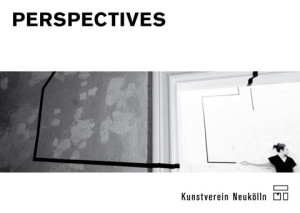 Postkarte 'Perspectives', Abbildung: Elma Riza, Research in Kunstverein Neukölln, Videostill, 2015